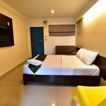 L42 Hostel Suvarnabhumi Airport-3
