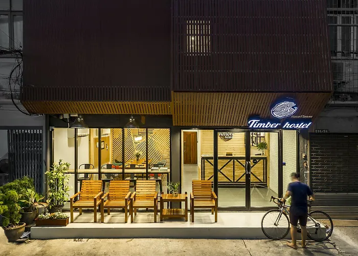 Timber Hostel กรุงเทพมหานคร